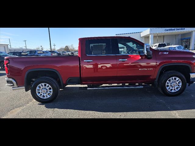 2024 Chevrolet Silverado 2500HD LTZ photo 3