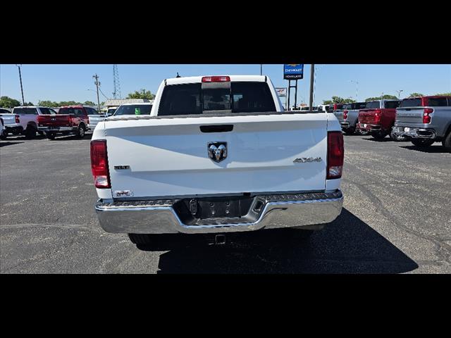 2023 Ram 1500 Classic SLT photo 4