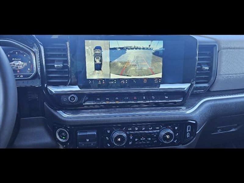 2024 Chevrolet Silverado 1500 LTZ - Photo 15