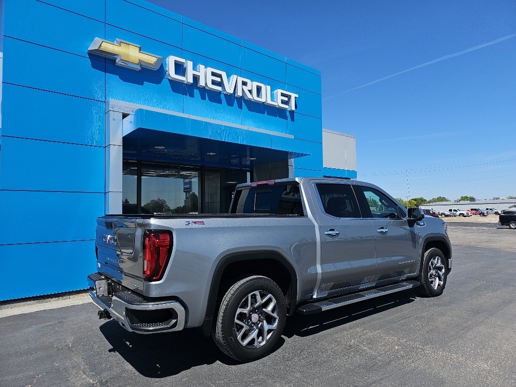 Used 2023 GMC Sierra 1500 SLT Truck Crew Cab