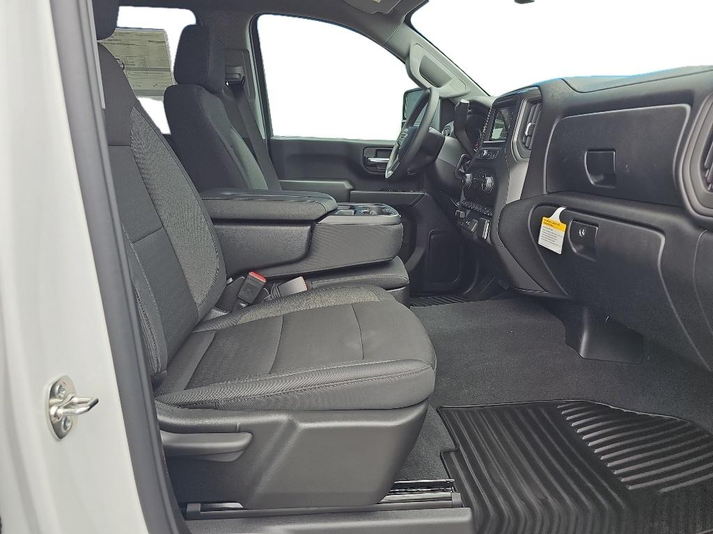 2026 Chevrolet Silverado 2500 HD Custom - Photo 9