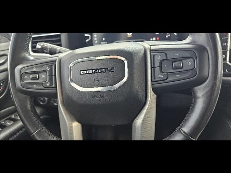2022 GMC Yukon XL Denali - Photo 18
