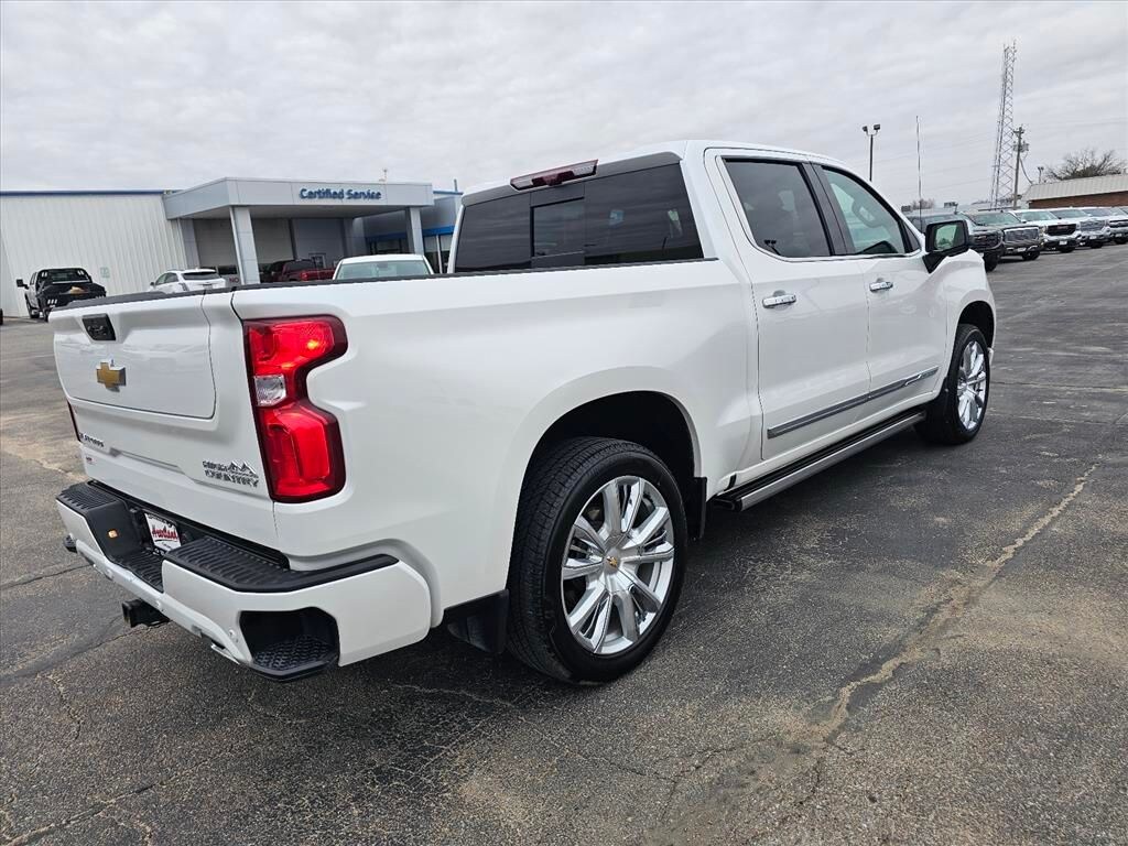 Used 2025 Chevrolet Silverado 1500 High Country Truck Crew Cab