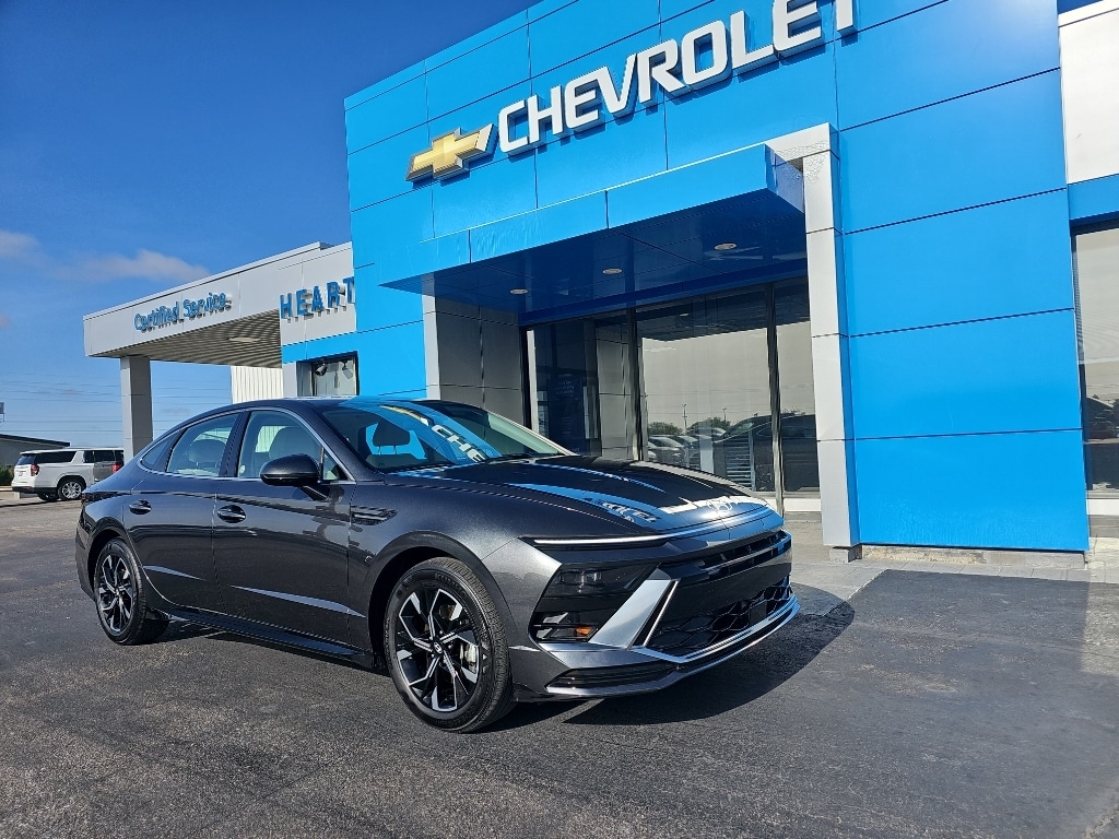 2025 Hyundai Sonata SEL's photo