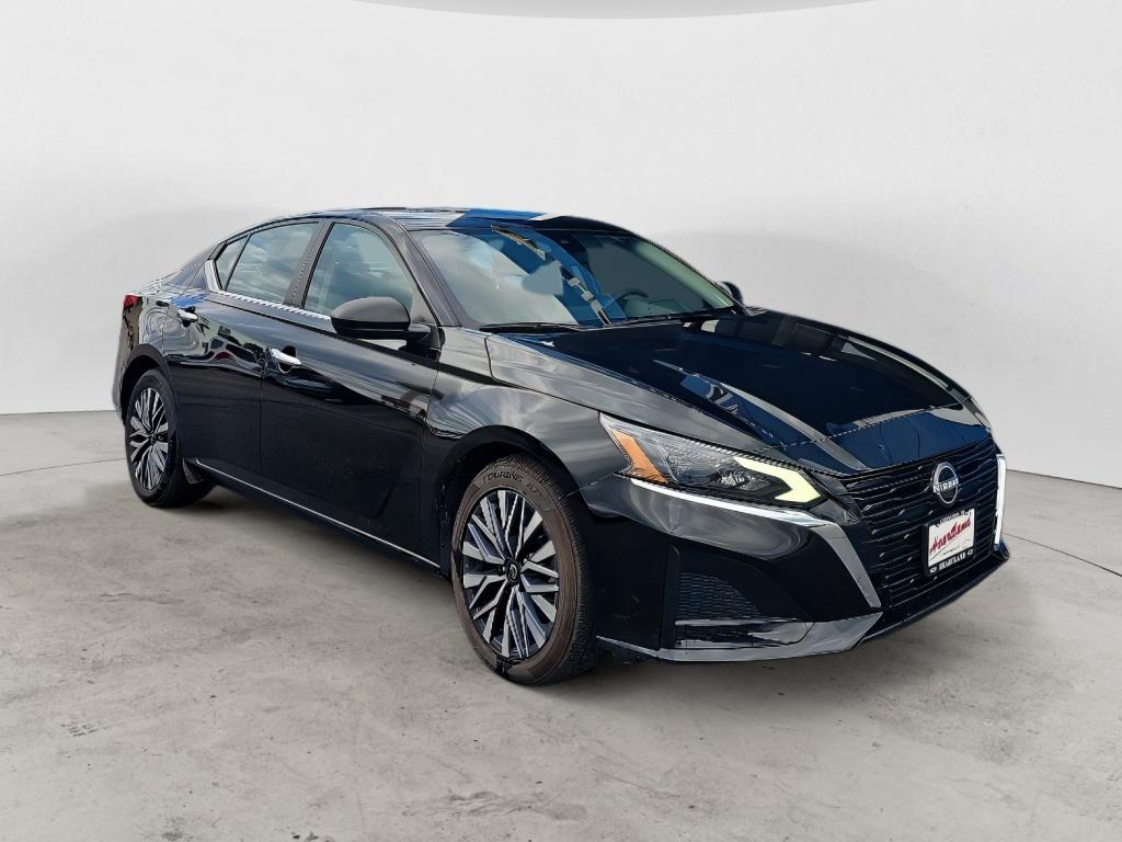2025 Nissan Altima