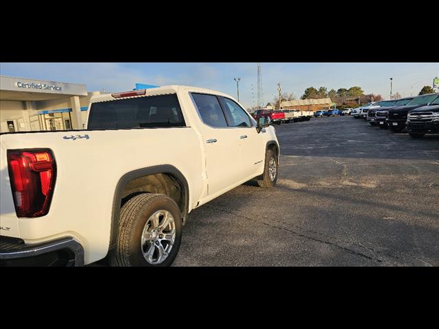 2024 Gmc Sierra 1500 SLT photo 4