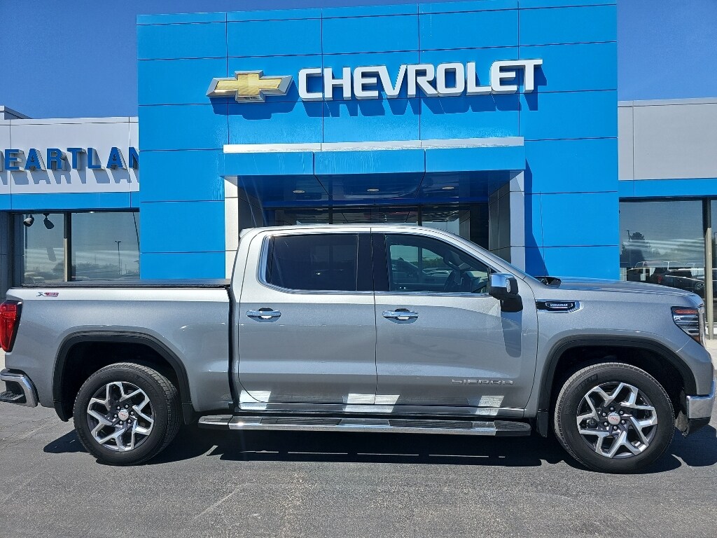 Used 2023 GMC Sierra 1500 SLT Truck Crew Cab
