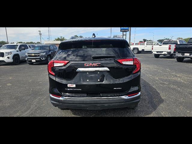 2024 Gmc Terrain SLT photo 4