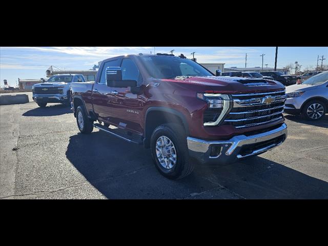 2024 Chevrolet Silverado 2500HD LTZ photo 2