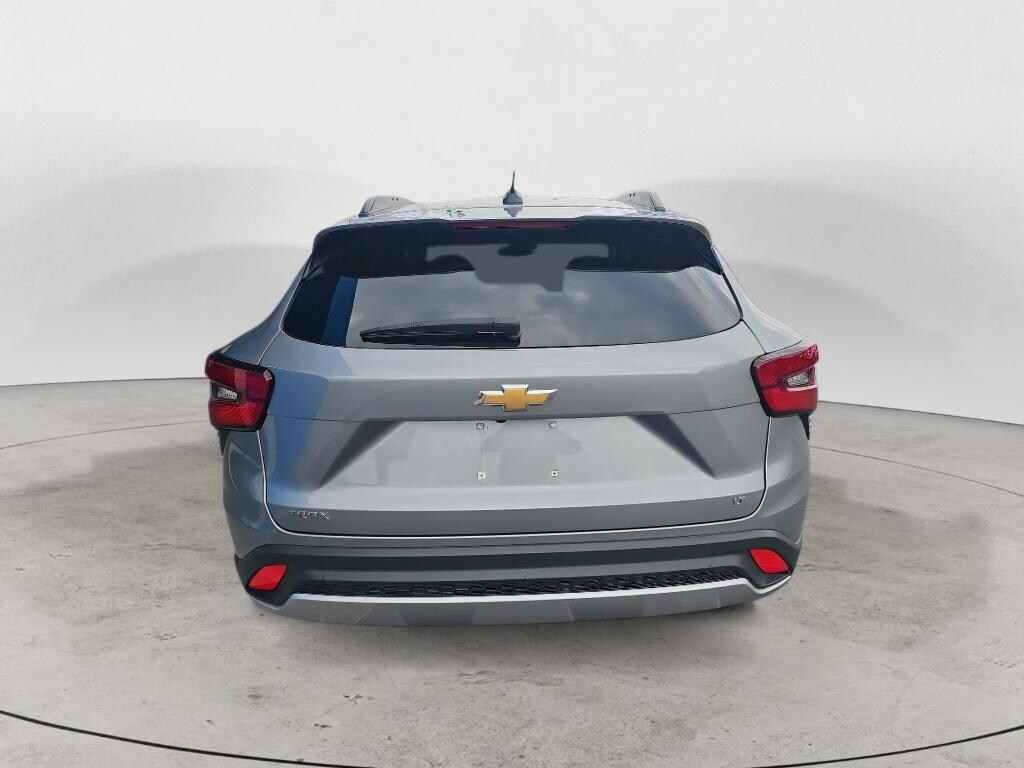 Used 2025 Chevrolet Trax LT SUV