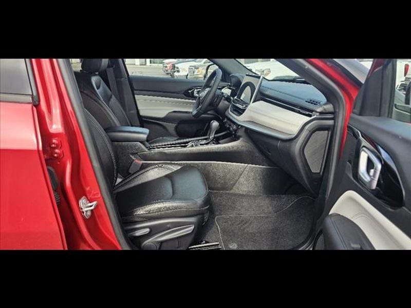 2025 Jeep Compass Limited - Photo 10