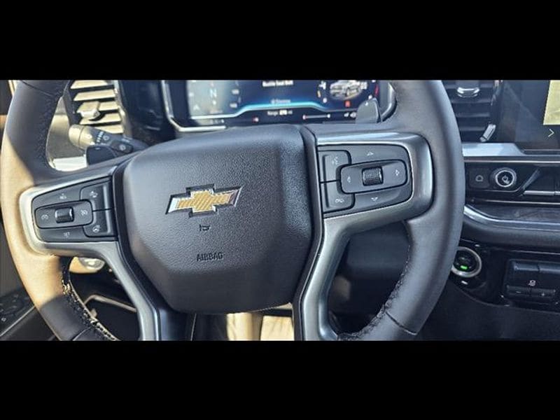 2024 Chevrolet Silverado 1500 LTZ - Photo 16