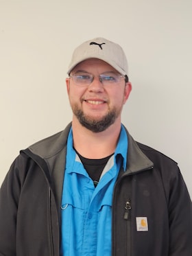 Staff member Joe Veeder from ID_61677a924df3