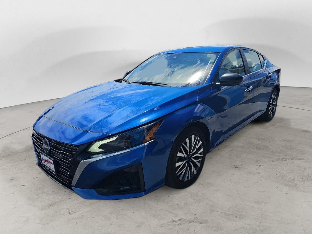 2025 Nissan Altima SV - Photo 7