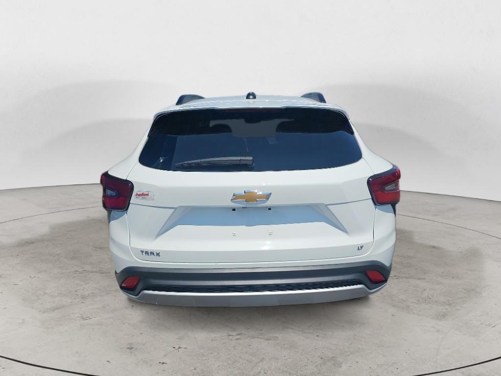 Used 2025 Chevrolet Trax LT SUV
