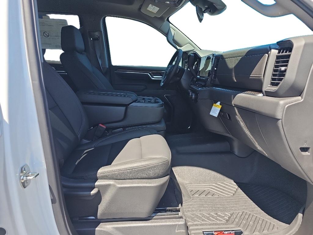 2026 Chevrolet Silverado 1500 LT - Photo 10