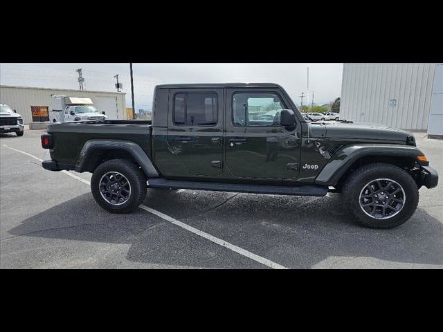 Used 2022 Jeep Gladiator Overland with VIN 1C6HJTFG3NL117090 for sale in Lexington, NE