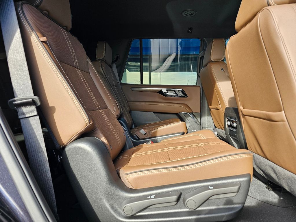 2026 Chevrolet Tahoe High Country - Photo 11
