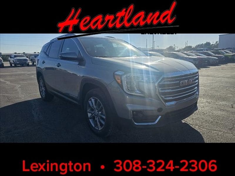 2024 GMC Terrain SLT AWD's photo