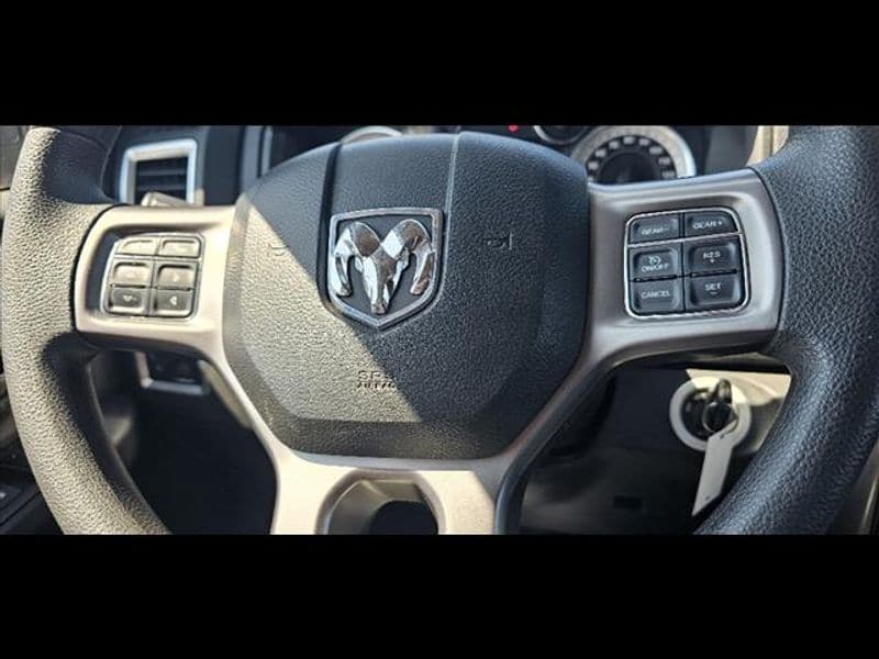 2023 RAM Ram 1500 Classic SLT - Photo 15