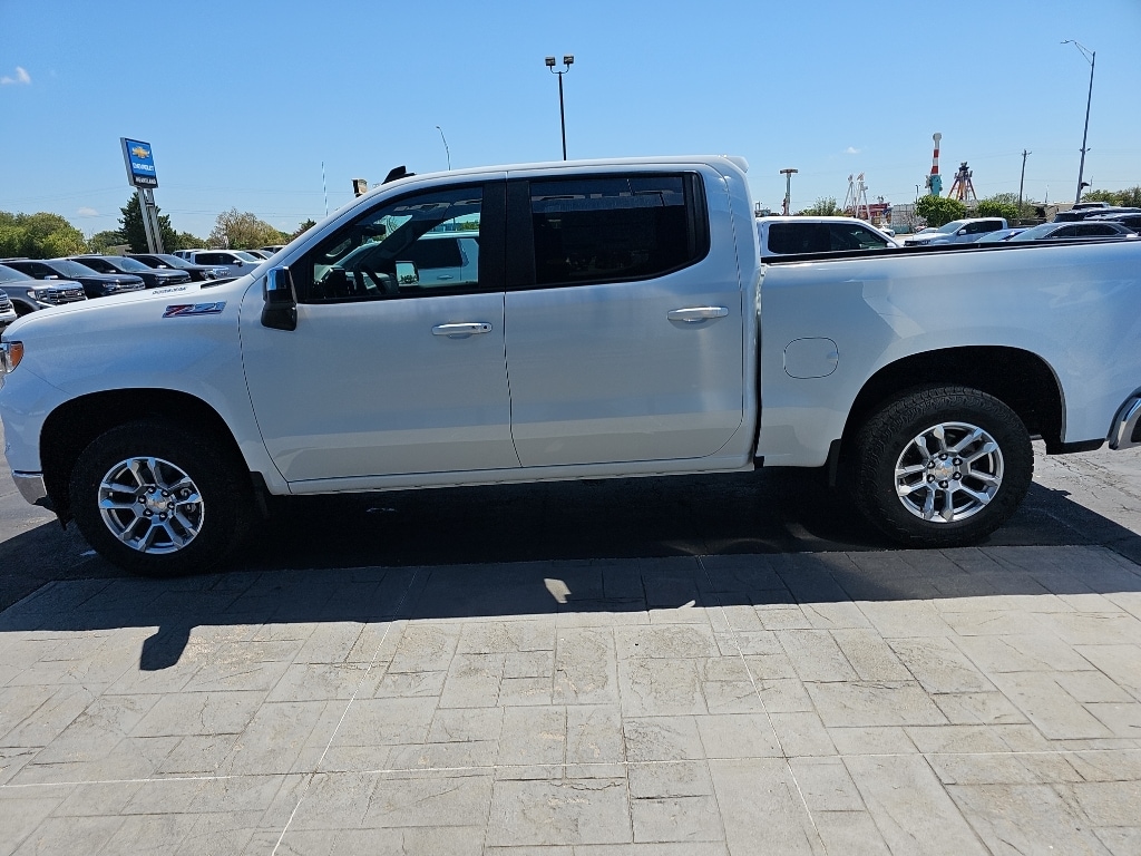 2026 Chevrolet Silverado 1500 LT - Photo 6