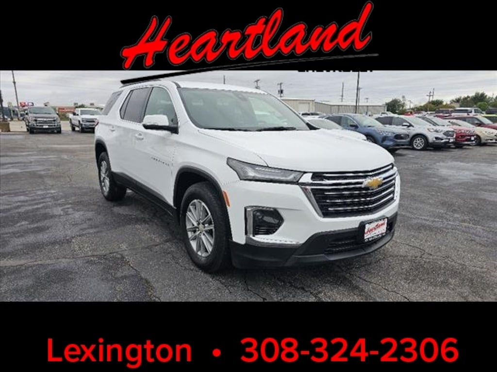 Used 2023 Chevrolet Traverse LT Cloth SUV