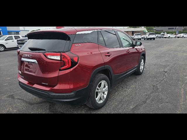2024 Gmc Terrain SLE photo 3