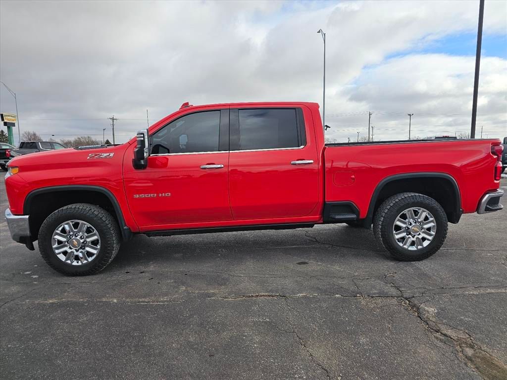 2023 Chevrolet Silverado 3500HD LTZ - Photo 6