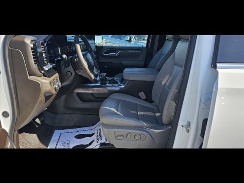 2024 Chevrolet Silverado 1500 LTZ - Photo 13