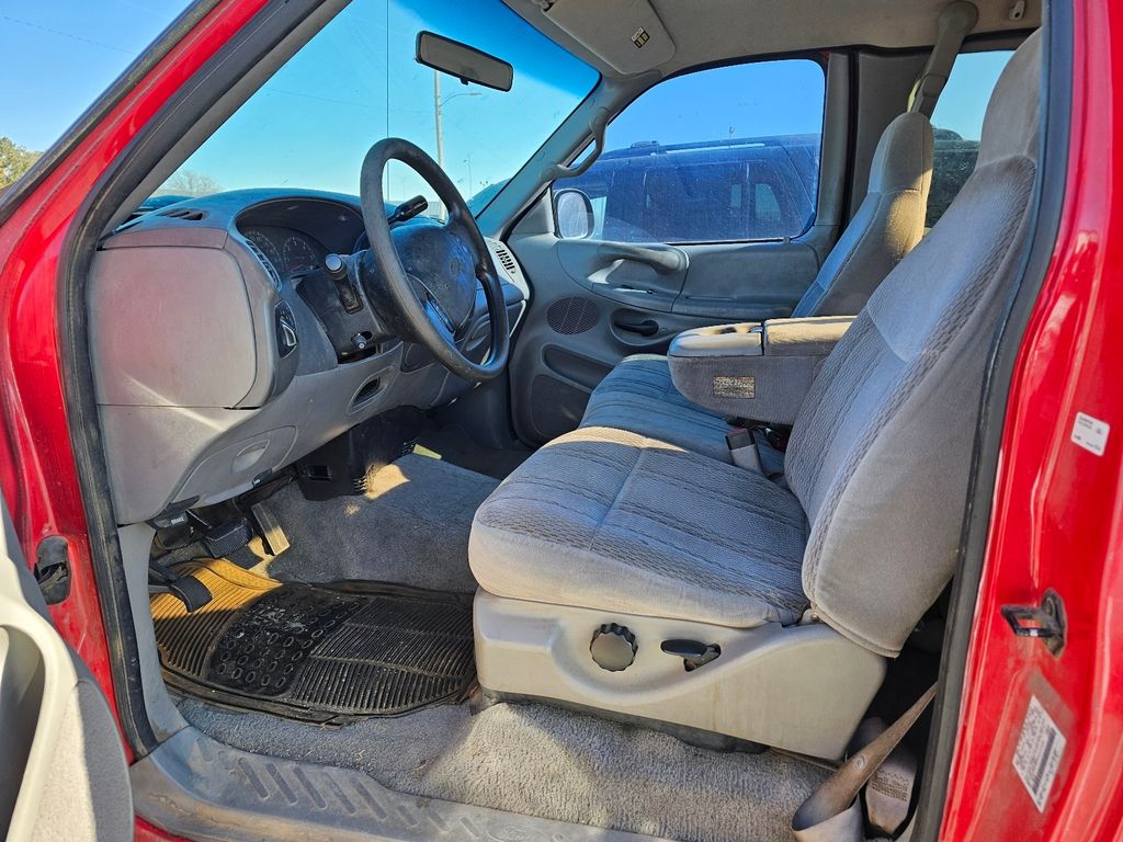 1998 Ford F-150 XLT - Photo 10