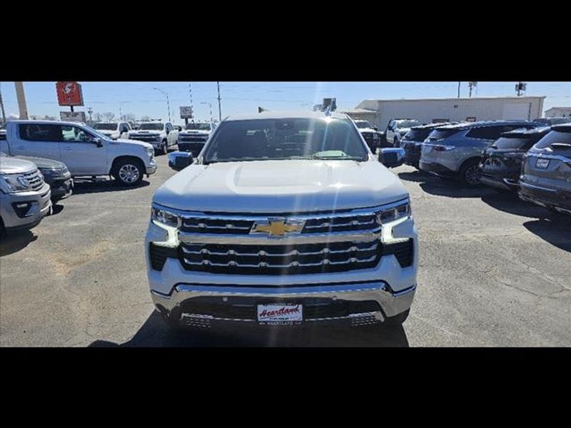 2024 Chevrolet Silverado 1500 LTZ - Photo 8