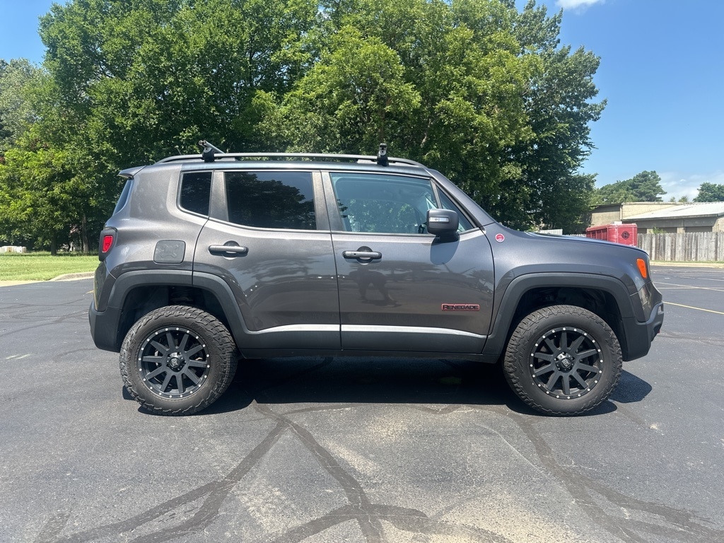 Used 2017 Jeep Renegade Trailhawk with VIN ZACCJBCB8HPF95866 for sale in Wynne, AR