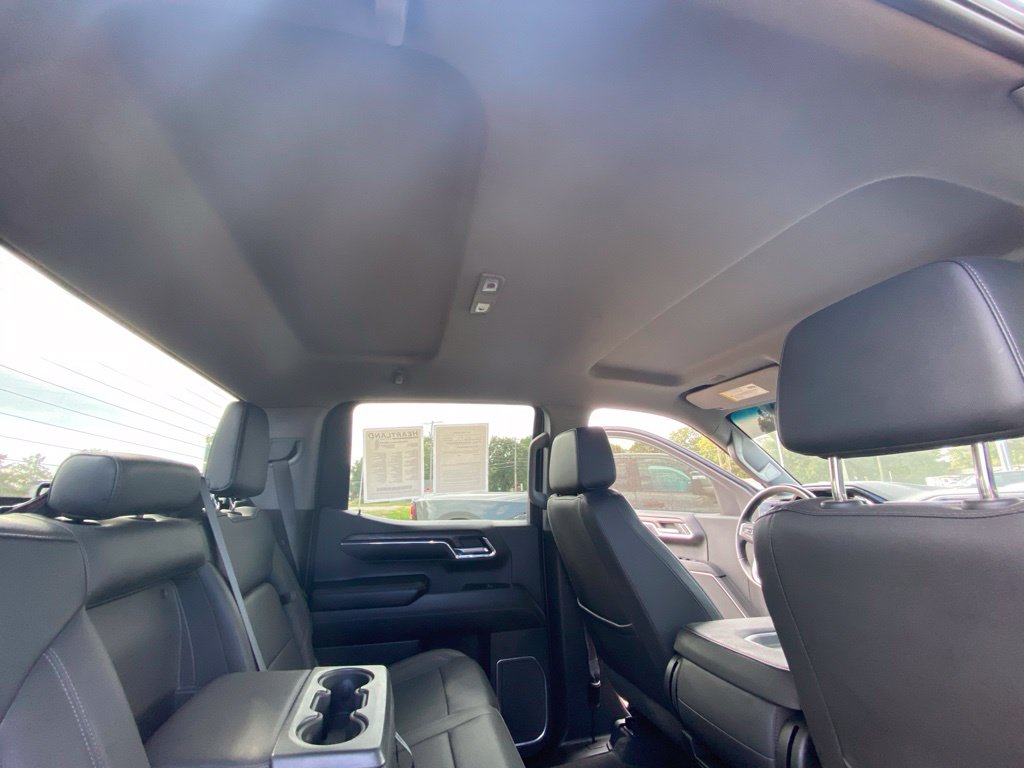 2023 GMC Sierra 1500 SLT - Photo 21