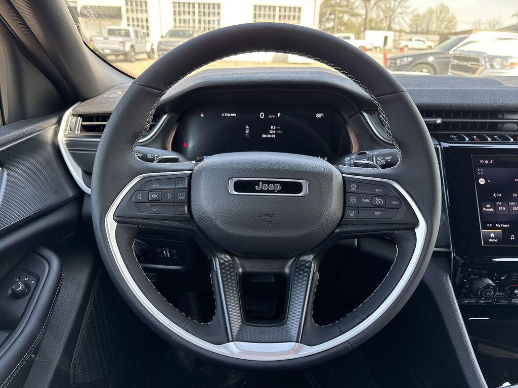 2025 Jeep Grand Cherokee Altitude - Photo 20