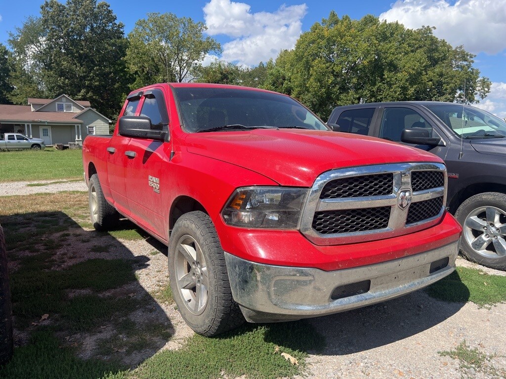 2019 Ram 1500 Classic Tradesman photo 2