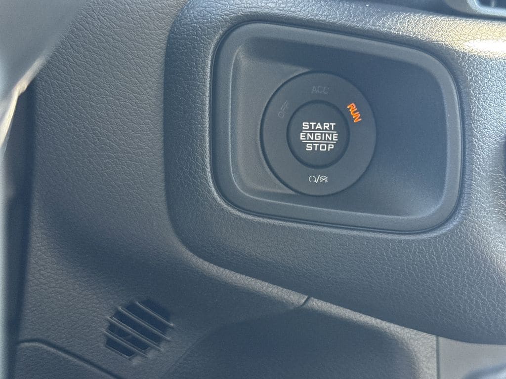 2025 Jeep Wrangler 4-Door Willys - Photo 22