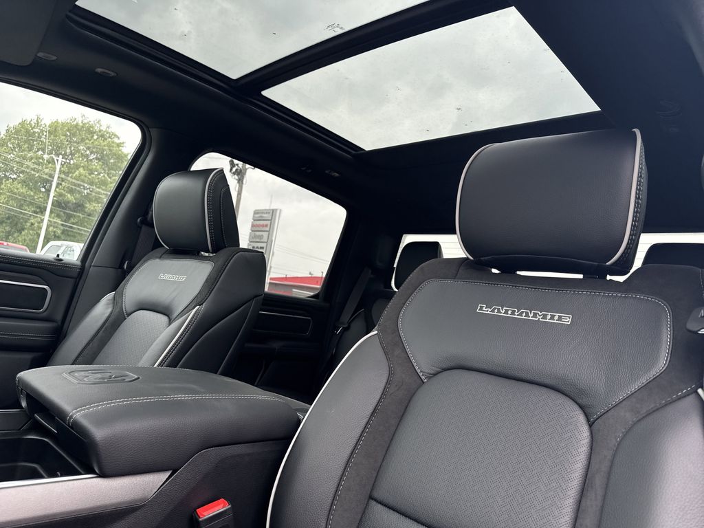 2025 RAM 1500 Laramie - Photo 13