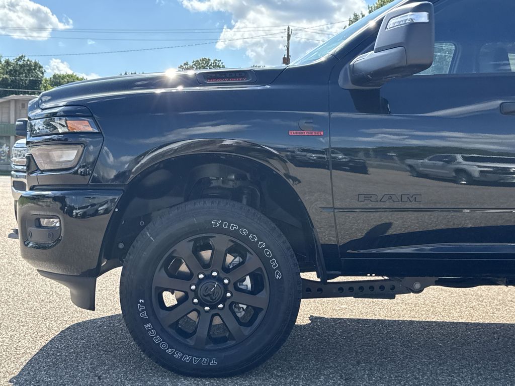 2025 RAM 2500 Big Horn - Photo 10