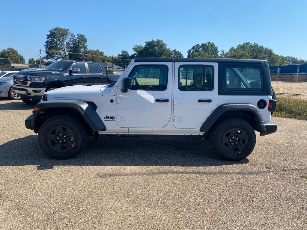 New 2026 Jeep Wrangler 4-DOOR SPORT Sport Utility