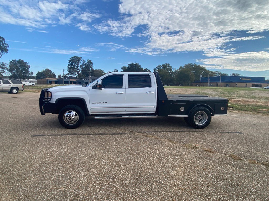 Used 2015 GMC Sierra 3500 Denali HD Denali with VIN 1GT424E8XFF526790 for sale in Little Rock
