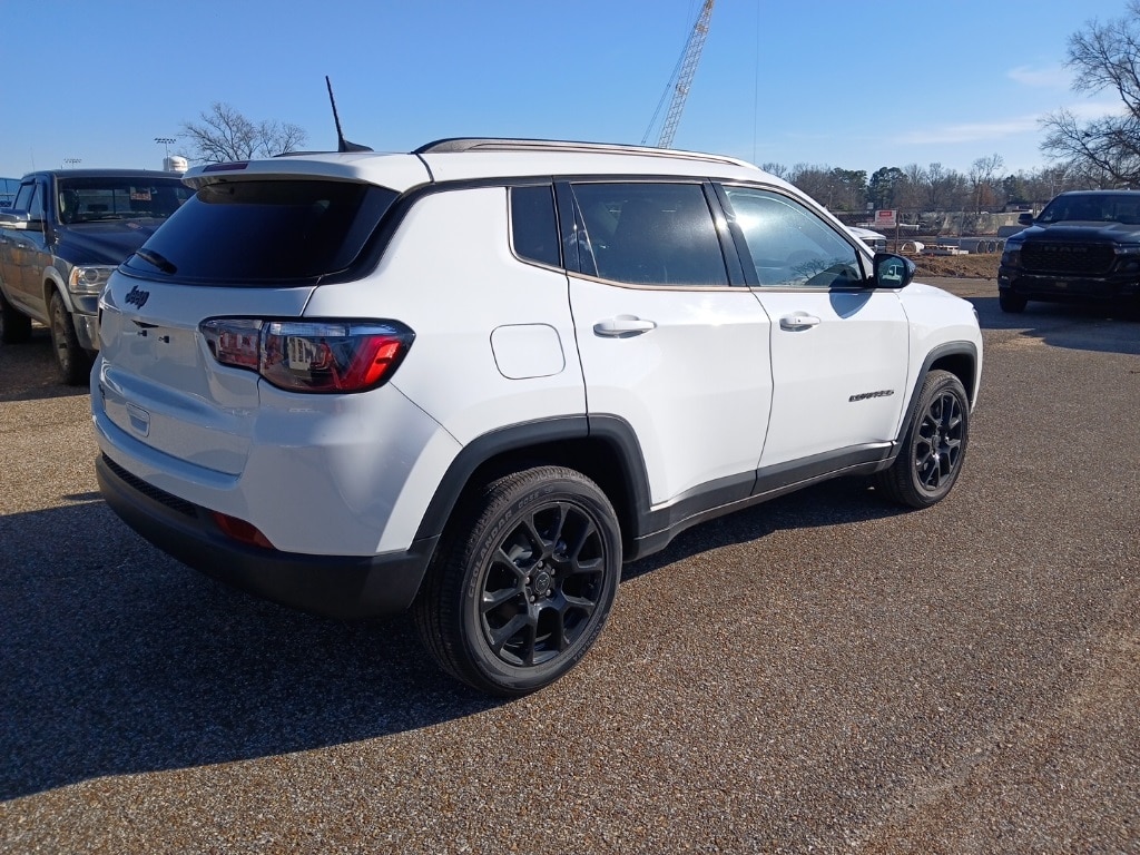 New 2026 Jeep Compass LATITUDE ALTITUDE 4X4 Sport Utility