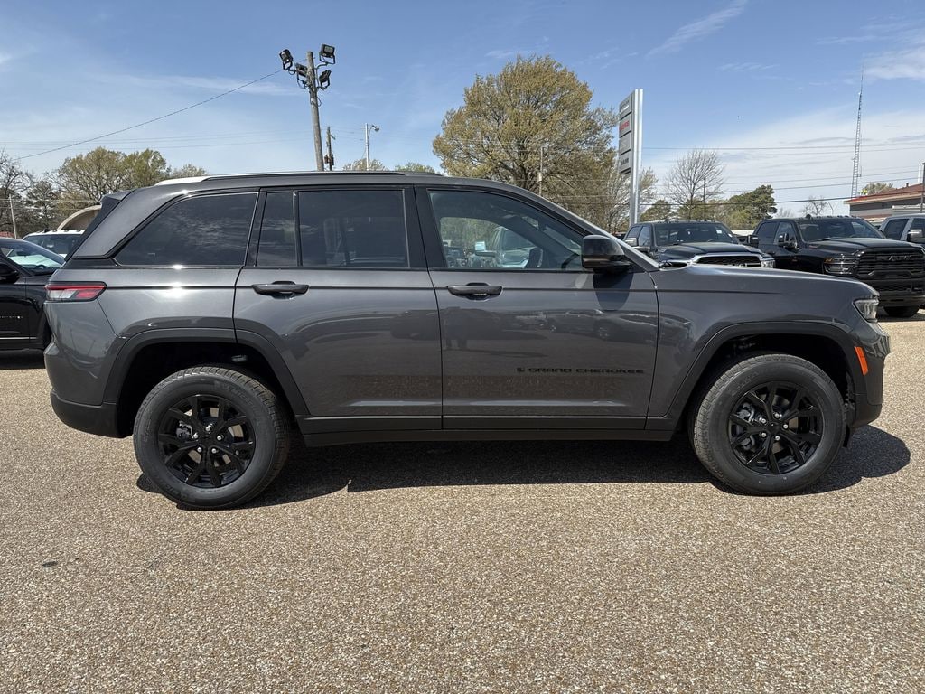 New 2025 Jeep Grand Cherokee ALTITUDE X 4X4 Sport Utility