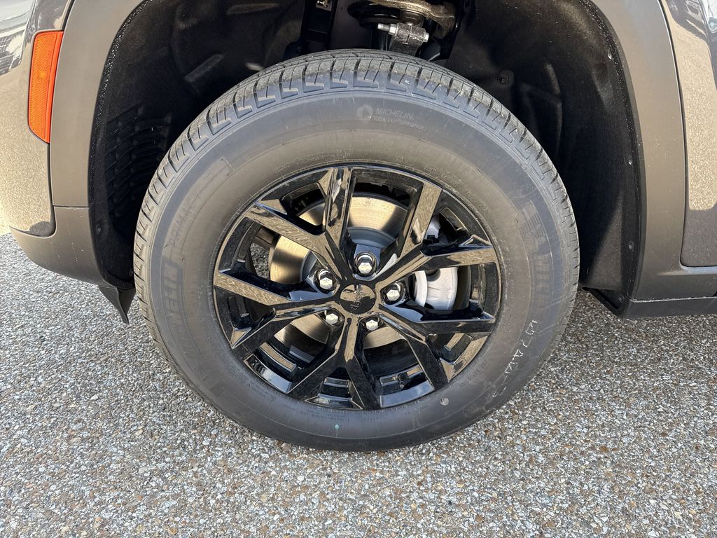 2025 Jeep Grand Cherokee Altitude - Photo 10