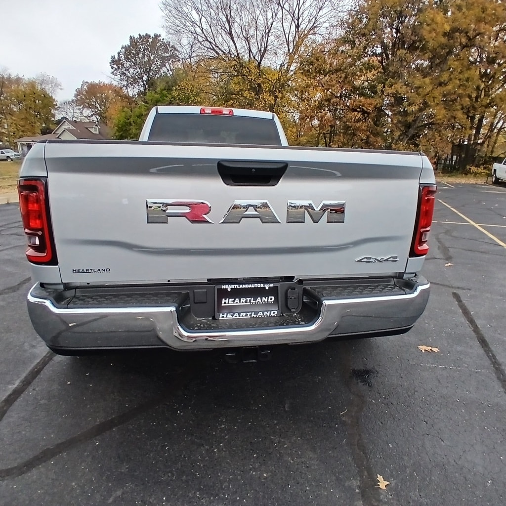 New 2026 Ram 3500 TRADESMAN CREW CAB 4X4 8' BOX Pickup