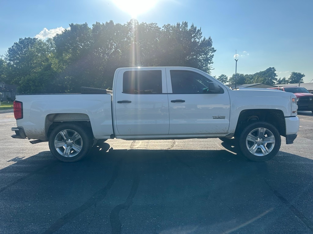 Used 2018 Chevrolet Silverado 1500 Custom with VIN 3GCPCPEH6JG246089 for sale in Little Rock