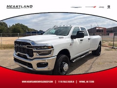 2026 Ram 3500 TRADESMAN CREW CAB 4X4 8' BOX Pickup