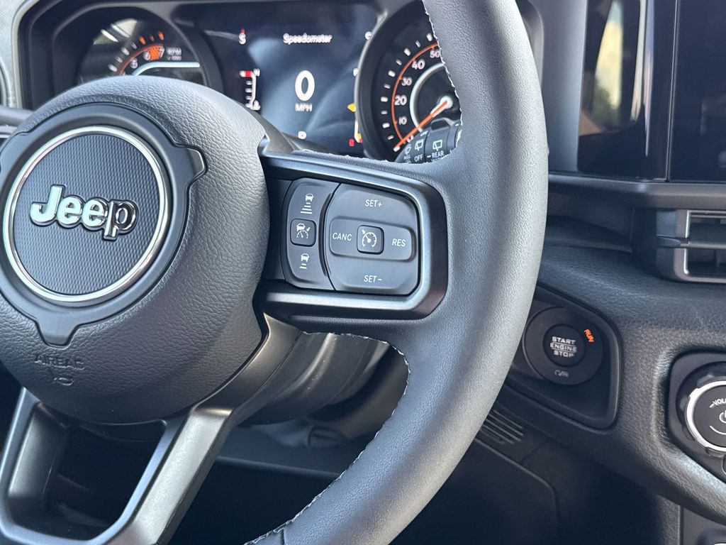2025 Jeep Wrangler 4-Door Willys - Photo 19