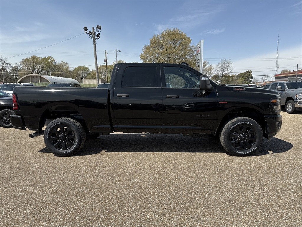 2025 Ram 2500 Big Horn photo 2