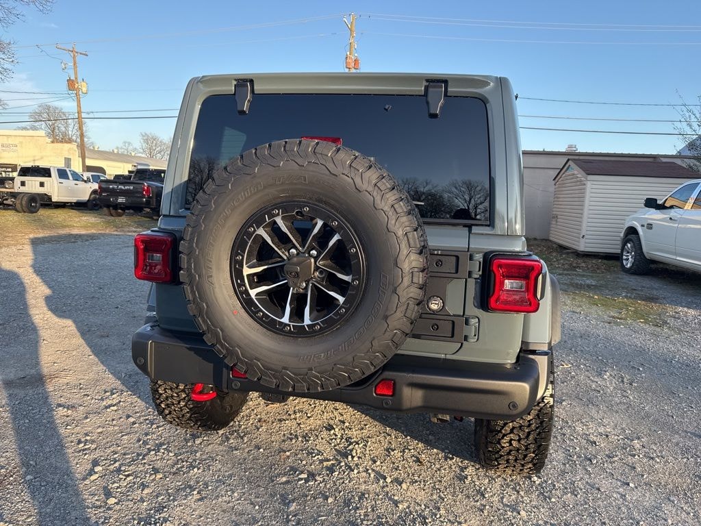 New 2026 Jeep Wrangler 4-DOOR RUBICON X Sport Utility