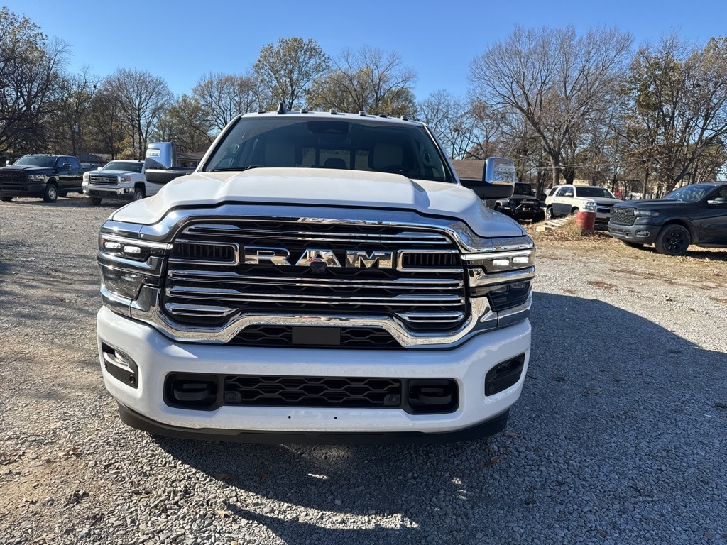 New 2026 Ram 3500 LARAMIE MEGA CAB 4X4 6'4 BOX Pickup